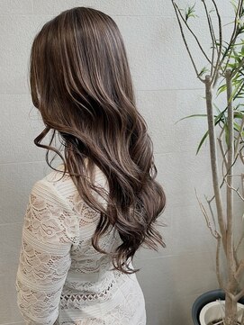 ゲン(gen.) @gen.kawachi プレミアムカラー