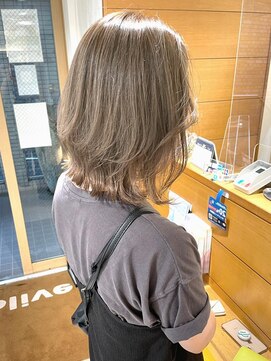 バブ バイネオリーブ(Bab by neolive) ワンブリーチで透明感アッシュベージュ☆