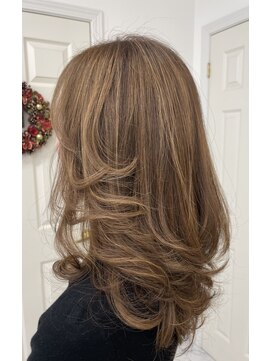 サロンドノア(Salon de NoA) ゆるふわセミロング