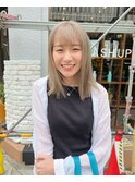 ホワイトベージュ / 中森しゅう