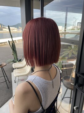 ルーミー(ROOMY) コーラルピンク　ボブスタイル