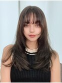 顔まわりレイヤー黒髪カーキアッシュ_くびれヘアアプリコット