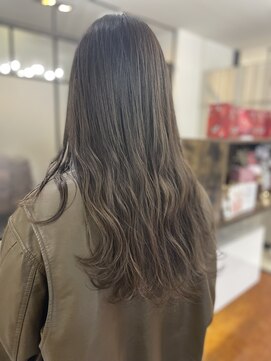 ノーム バイ アウラ(norm. by aura) 透明感カラー　ベージュグレージュ　赤味消し　オレンジ味消し