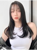 姫カットレイヤーカットネビージュワンカールアッシュブラック