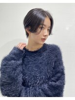 エアー 青山(AIR)&nbsp;丸みショート前下がりセンターパートハンサムくびれショート