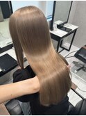 イエローベージュ