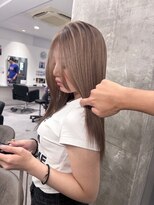 キング 心斎橋店(K!ng)&nbsp;ハイライトカラーミルクティーベージュレイヤーカット