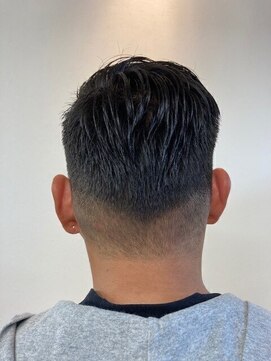 ビス オム(Men's Salon Bis! HOMME) 【Bis!HOMME】3mmフェードカット2