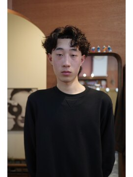 エディ(Edy) メンズマッシュカーリーパーマスペインカール刈り上げケアパーマ