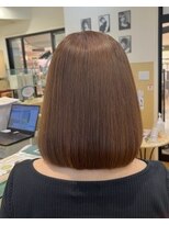 ラ ソレイル 浜松メイワン店&nbsp;ツヤ感ピンクブラウン×丸みボブ