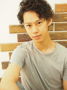 フラムリングス麻布(Framlings azabu) アップバング×ミディアム×スパイラルパーマ