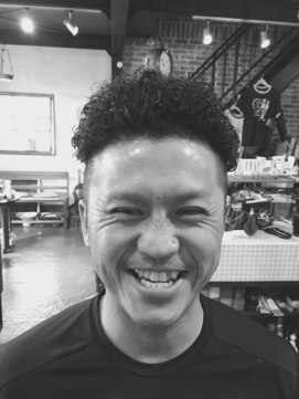 アントルポ(entrepot) 宮城風  プチ アフロ