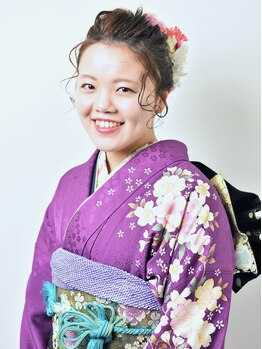 アウラ 戸出店(AULA)の写真/あなたの大切な日をAULAがお手伝い☆冠婚葬祭、成人式や前撮りにもオススメ◎着付け&ヘアセット予約も可