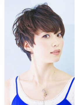 レンジシキチジョウジ (RENJISHI KICHIJOJI) 耳だし大人ショート【RENJISHI KICHIJOJI】