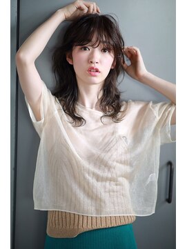 ルタ(LuTa by siesta&LiCO) グレージュ ひし形シルエット 切りっぱなしボブ エアリー