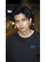 エル(LE) 韓国風アップバングマッシュ