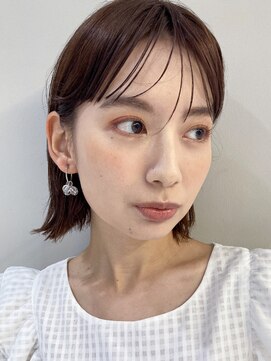 サーカス バイ ビュートリアム 青山(CIRCUS by BEAUTRIUM) 30代・40代　ボブ　ミディアム　レイヤー　外はね　手入れ簡単