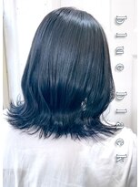 ウーロス(uros.) ブルーブラック