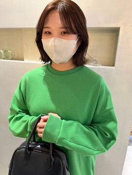 リィベ(Liibe) guest snap #センターパート#外はね#ボブ