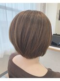 脱白髪染め 大人ショートボブ 艶カラーナチュラルベージュ