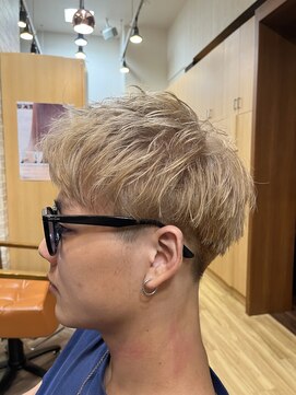 フレンズ 手稲店(friend's) men'sハイトーンミルクティーベージュアップバング束感札幌