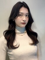 ミレバイジェニー (mirae by geny)&nbsp;センターパートくびれ巻き韓国ヘアs