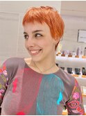 コンパクトショート　オン眉　オレンジカラー　ベリーショート
