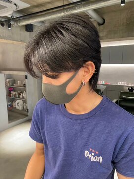 リール(rire) スパイキーショートブルーブラックフェザーパーマサーフカール