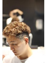 キングスマントーキョー 立川北口店(KINGSMAN TOKYO)&nbsp;アップバング / ツーブロック / スキンフェード 【立川】