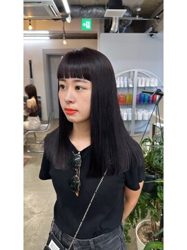 クオーレ(CUORE) ~パープルカラーと切りっぱなしカット~