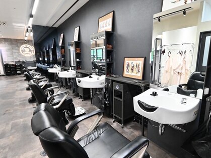 フランクスバーバーリベラルド 横浜(FRANK'S BARBER LIBERALD)の写真