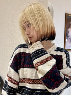 ヤイエ 青山店(yiye) 切りっぱなしボブ前下がりボブハイトーンボブエンドカラー