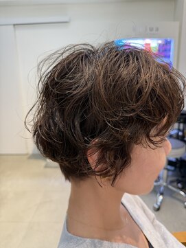 アリーマーケットリル(ALLEY MARKET lil) 似合わせパーマ20代30代40代50代ショート