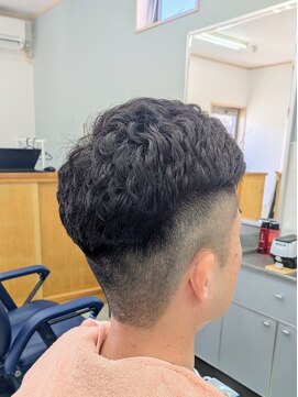 カットサロン うちだ アイロンパーマスタイル　直毛の方オススメです！