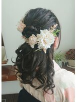 ヴィヴァーチェフィオーレ(Vivace fiore)&nbsp;ふわふわ可愛いハーフアップ