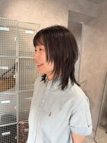 クス(KUsU) ウルフカット/レイヤーカット/ダークブルー