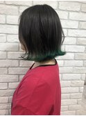 切りっぱなしボブカーキグレージュマッシュショート裾カラー