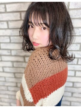 アンリ(Anli) 【Anli】ミディアムレイヤー×アッシュ