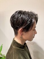 キー(KEY) 2ブロック前下がりメンズヘア