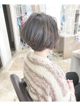 テゾーロ ヘアーアンドラブ(tesoro hair&love) ハイライト丸みショート