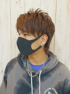 ルアルア(LUALUA) 束感ウルフカット