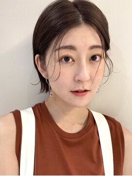 サーカス バイ ビュートリアム 青山(CIRCUS by BEAUTRIUM) 前髪あり　前髪長め　ボブ　ミニボブ　外ハネ　内巻き　小顔