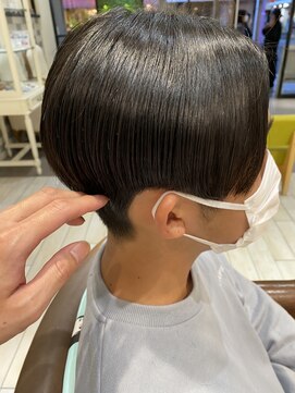 ネオリーブ ジューク 日吉店(Neolive JuQ) 韓国スタイル☆さらツヤメンズセンターパートマッシュ