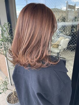 ラテ ヘア リリィ(latte hair lily) 大人可愛い/ケアブリーチ/ダブルカラー