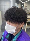 センターパートツイストスパイラルパーマメンズマッシュパーマ
