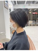 都内大人気スタイル×丸みショート×イヤリングカラー