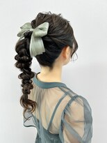 プルクラ ロッポンギ(Pulchra ROPPONGI)&nbsp;ポニーテール/編み下ろし/リボン