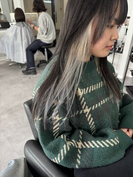 ナンバー 竪町(number+) 20代30代大人可愛い艶感ホワイトベージュイヤリングカラー