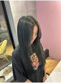 オリーブグレージュ