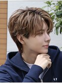 メンズヘアセンターパート毛流れハイライト